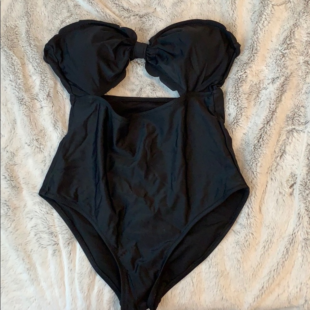 Strapless black one piece bikini